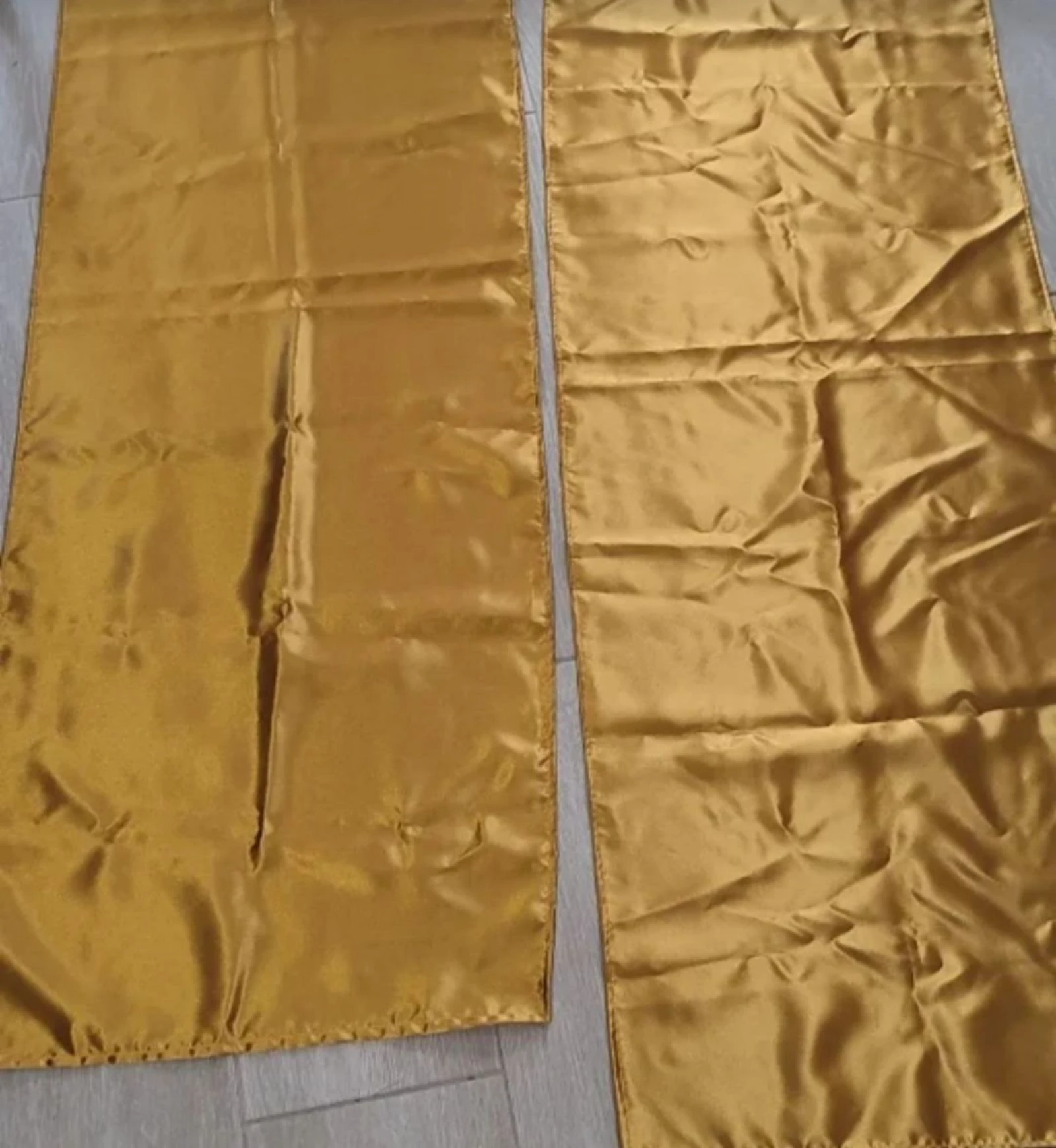 2 cortinas decoración color dorado